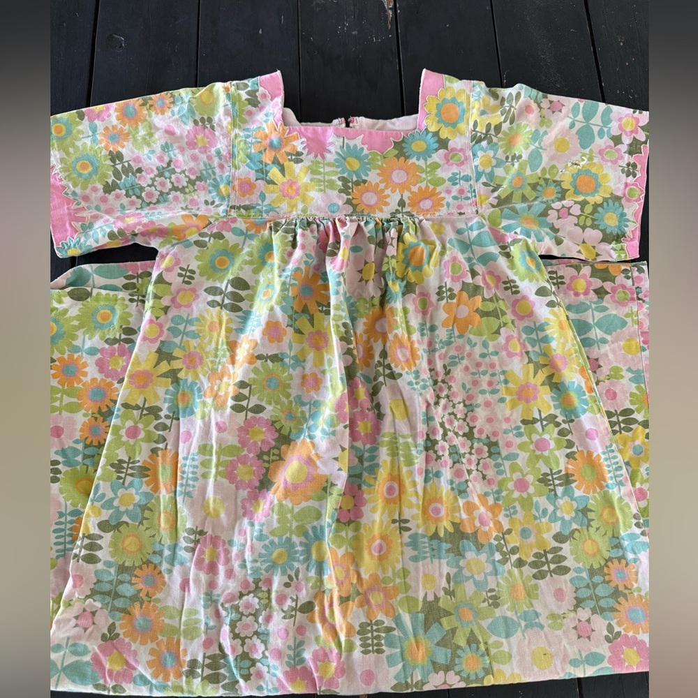 Vintage moo moo/dress